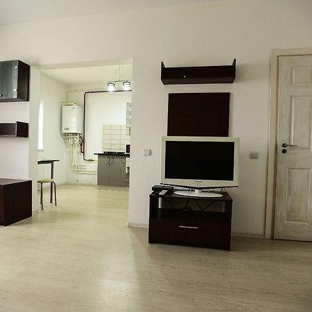 Mbi Buget Apartamento Craiova Exterior foto